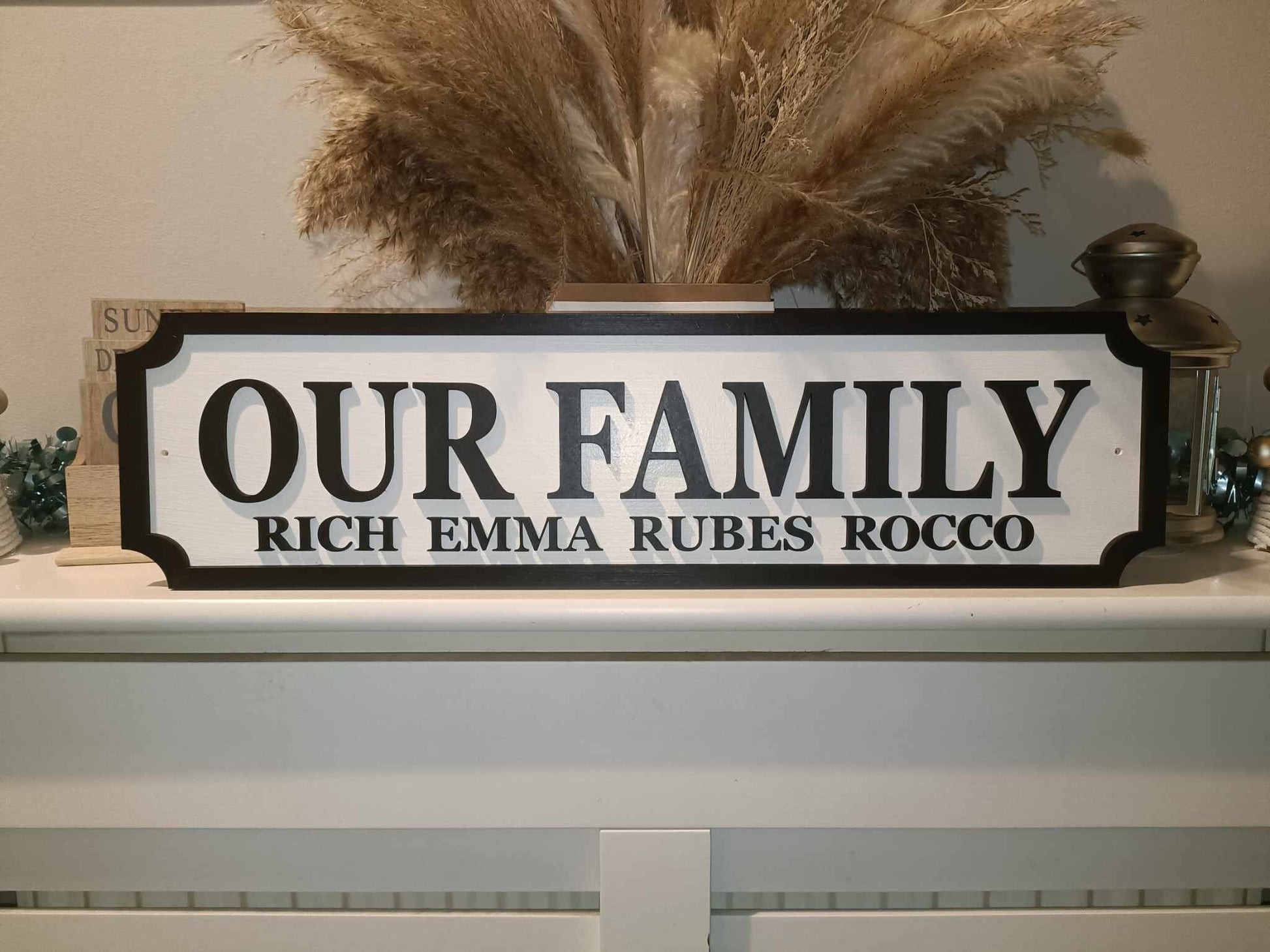 Our Family with names | Street sign 3D look | personalised wall mount | MDF | Home decor | Gift | Birthday | Wedding | Christmas | 3 sizes